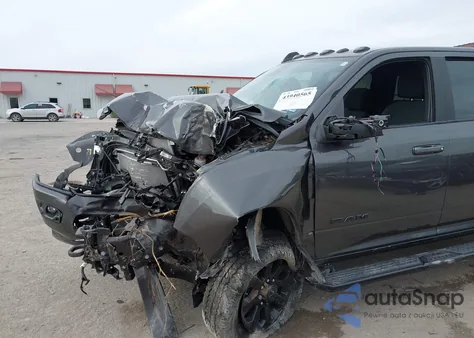 2024 Ram 2500 Big Horn 4X4 6'4 Box z USA, uszkodzony, nr VIN 3C6UR5DJ8RG375268